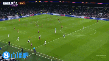 金年会金字招牌诚信至上错失单刀！多库横传门前，萨维尼奥扫射反弹球打飞