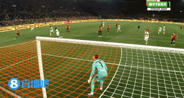 jinnianhui金年会这都没进！约维奇近距离抢点，博洛尼亚门将极限两连扑