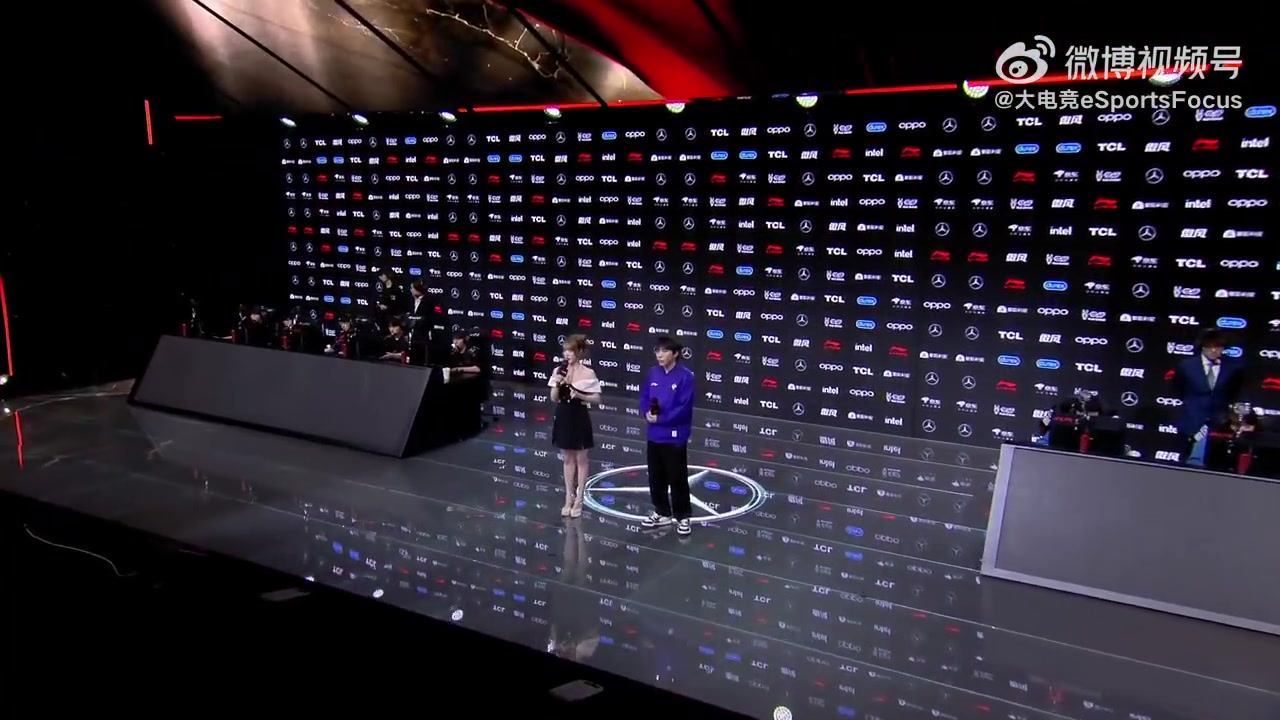 金年会赛后采访Wako：因为在涅槃组 没有多少比赛 每把比赛都用尽全力去打吧