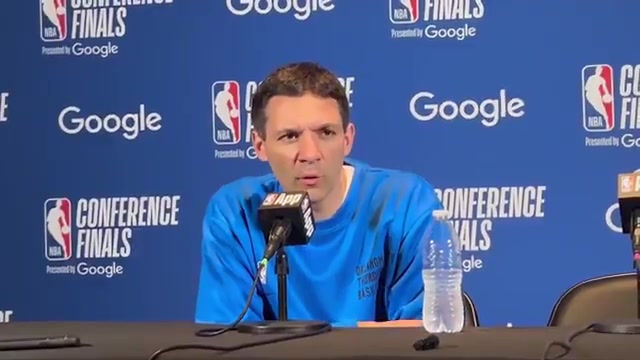 金年会尴尬!戴格诺特赛后发布会充斥着森林狼球迷的呐喊和嚎叫