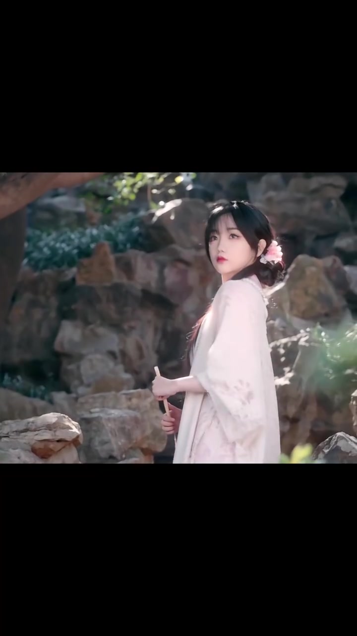 jinnianhui金年会LPL主持十月分享视频：祝愿大家金榜题名！