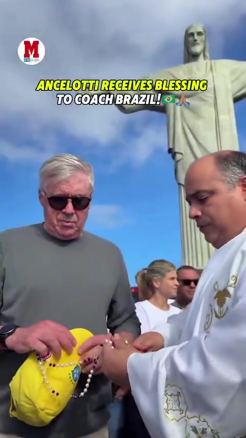 金年会体育即将带巴西征战世预赛，安切洛蒂在里约基督像下接受神父圣水祝福