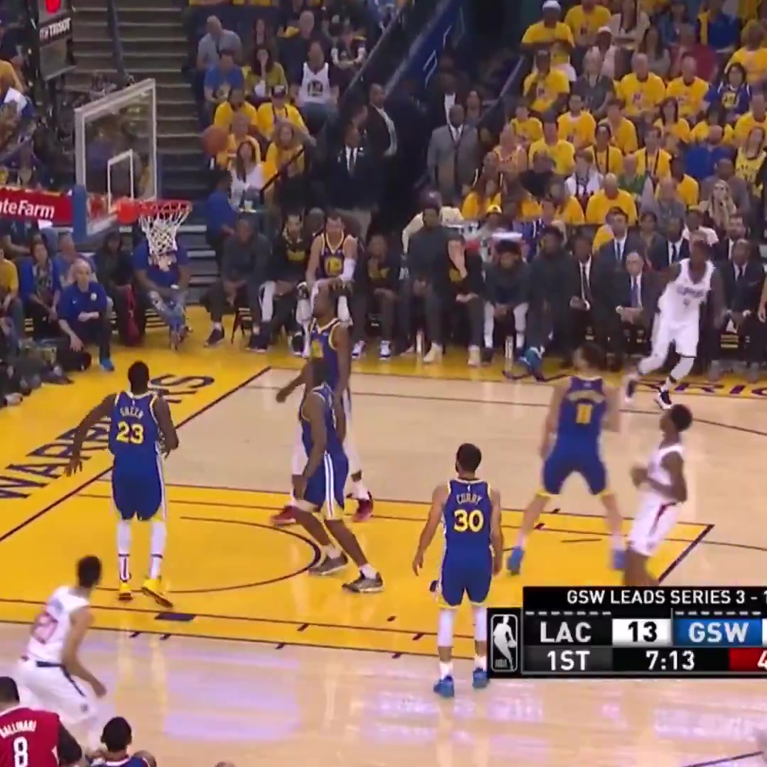 金年会体育那时候还很青涩🤯！看看快船时期的亚历山大是怎么打球的